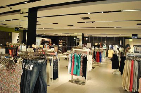  潜山商场里的店面怎么装修？