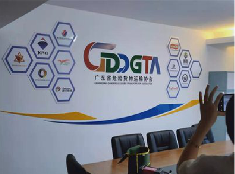  潜山公司走廊文化墙如何设计布置？